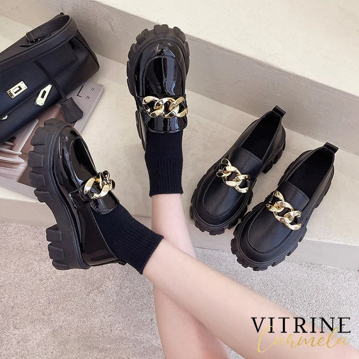 2022 Women Spring New Black Platform Flats Shoes Loafers Slip On Boat Metal Chain Designer Casual