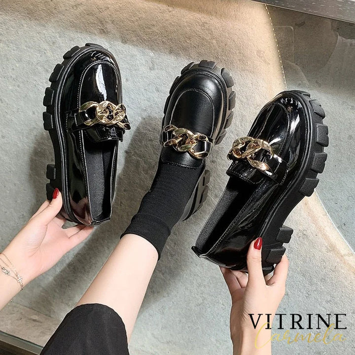 2022 Women Spring New Black Platform Flats Shoes Loafers Slip On Boat Metal Chain Designer Casual